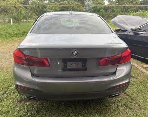 BMW 540 2019 3.0 - 4