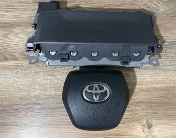 TOYOTA Camry 2018-2022 - 1