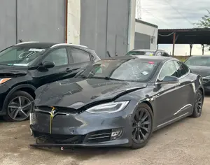 TESLA Model S 2019 0.1 - 1