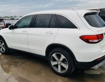 MERCEDES-BENZ GLC 300 2019 2.0 - 3