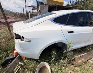 TESLA Model S 2013-2015 - 2