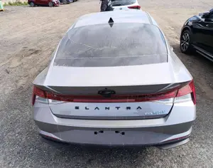 HYUNDAI Elantra 2023 1.6 - 10