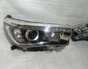 TOYOTA Hilux 2016-2019 - 9