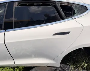 TESLA Model S 2013-2015 - 1