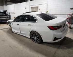 BMW 330 2020 2.0 - 6