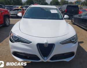 alfa rome STELVIO -იშლება
