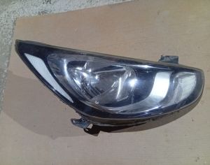 HYUNDAI Elantra 2012-2015 - 1