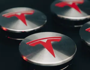 TESLA Model 3 1966-2026 - 4