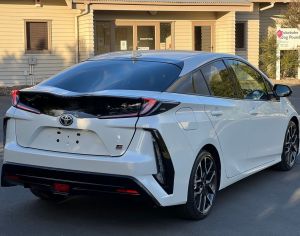 TOYOTA Prius Prime 2018-2022 - 4