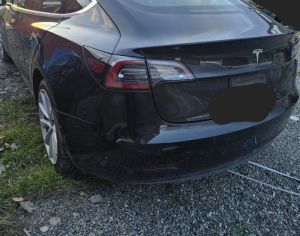 TESLA Model 3 2020 0.1