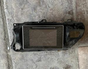 TOYOTA Hilux 2015-2024 - 1