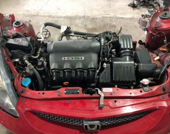 HONDA FIT 2000 1.3 - 2