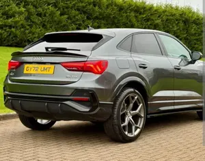 AUDI RSQ3 2021-2025