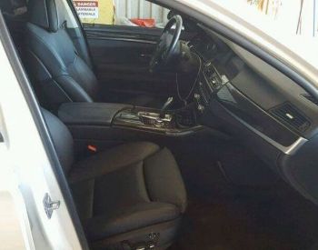 BMW 550 2010 4.4