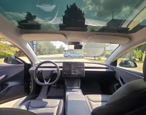 TESLA Model 3 2022 0.1 - 9