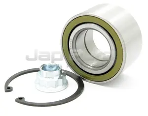 TOYOTA Noah 2001-2026 - 1