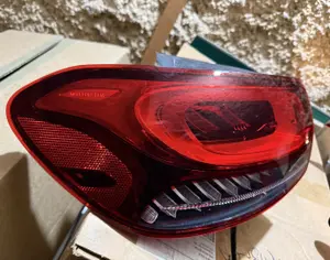 MERCEDES-BENZ GLA 250 2021-2023 - 2
