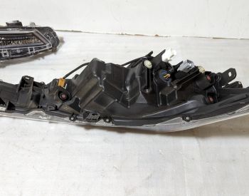 TOYOTA Corolla 2018-2020 - 11