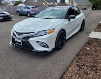 TOYOTA CAMRY.   2018 - 2021