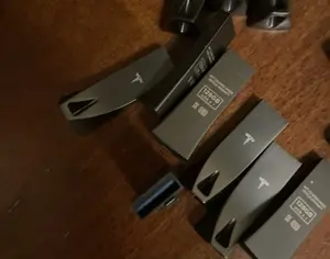 TESLA USB