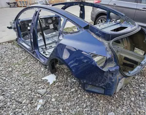 TESLA Model 3 2017-2023
