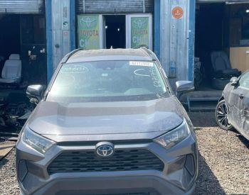 იშლება TOYOTA RAV4 2019-2022 წლიანები. გვაქვს როგორც მეორადი, ასევე ახალი ავტონაწილები