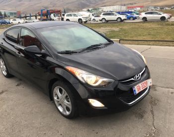 HYUNDAI Elantra 2012 1.8 - 2