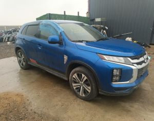 MITSUBISHI Outlander Sport 2020 2.4