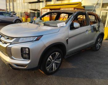 MITSUBISHI Outlander Sport 2020 2.4 - 3