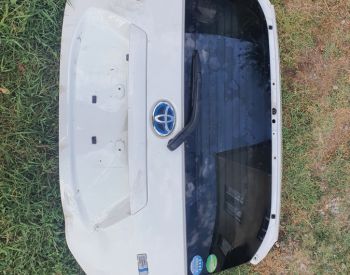 TOYOTA Aqua 2011-2017