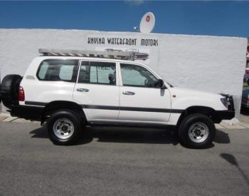 TOYOTA Land Cruiser 2000 4.2 - 4