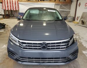 VOLKSWAGEN Passat 2017 1.8 - 3