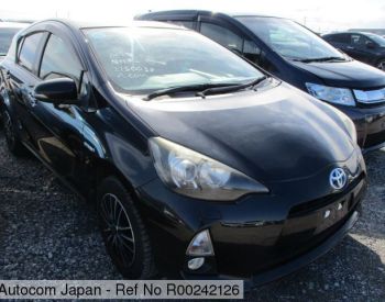 TOYOTA Aqua 2016 1.5 - 7