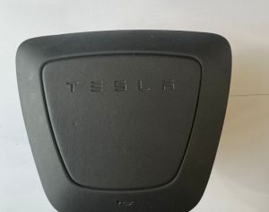 TESLA Model 3 2015-2025