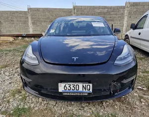 TESLA Model 3 2018 0.1 - 2