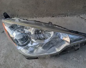 TOYOTA Prius C 2012-2014 - 4