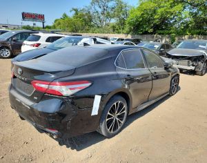 TOYOTA Camry 2019 2.5 - 10