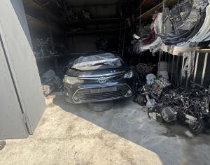 TOYOTA Camry 2016 2.5 - 3