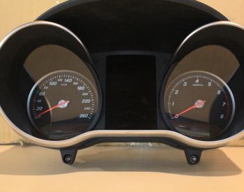 MERCEDES-BENZ C 200 2019 - 3