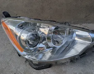 TOYOTA Prius C 2012-2014 - 5