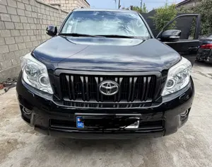TOYOTA Land Cruiser Prado 2010-2012