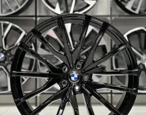R22 BMW X5 2019-2026 - 1