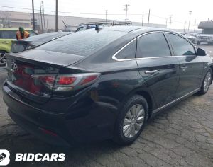 HYUNDAI Sonata 2016 2.0 - 4