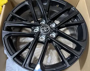 R18 TOYOTA Camry 2022-2026 - 1