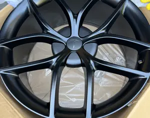R20 TESLA Model 3 2018-2026 - 1