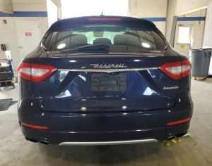 MASERATI Levante 2017 3.0 - 5