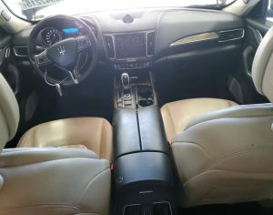 MASERATI Levante 2017 3.0 - 7