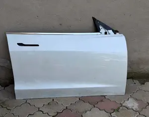 TESLA Model 3 2017-2025