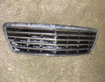 MERCEDES-BENZ E 220 1998-2001