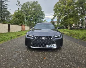 LEXUS IS 300 2021-2025 - 2